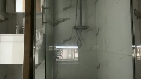 Snapshot of drresa chatting on 19, 12, 2025 Dr. Resa online show from 19, 12, 2025