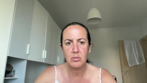 Snapshot of drresa chatting on 1, 6, 2026 Dr. Resa online show from 1, 6, 2026