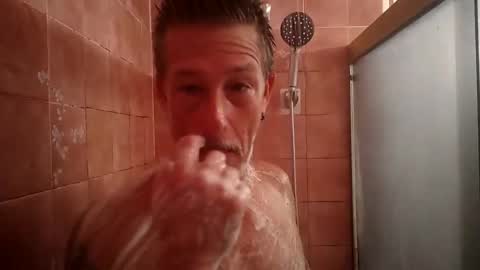 Snapshot of drummerboy72 chatting on 15, 9, 2025 drummerboy72 online show from 15, 9, 2025