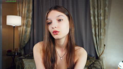 Polly day and Amelia night online show from 13, 1, 2025