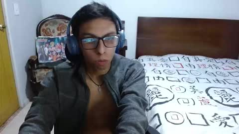 Snapshot of dtwink0310 chatting on 12, 1, 2026 David online show from 12, 1, 2026