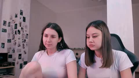 Adeletall and Aliya online show from 2, 12, 2025