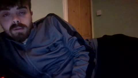 dude106954 online show from 25, 3, 2026