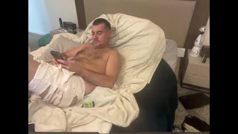 Snapshot of dudecuzbeo chatting on 13, 2, 2025 dudecuzbeo online show from 13, 2, 2025