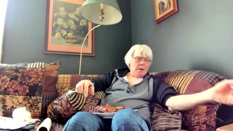 Snapshot of dug38 chatting on 19, 4, 2026 Doug online show from 19, 4, 2026