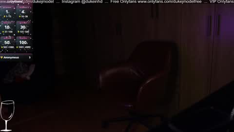 Snapshot of duke_j chatting on 9, 1, 2025 DUKE J online show from 9, 1, 2025