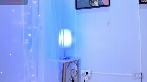 dulce__fiore07 online show from 15, 5, 2026