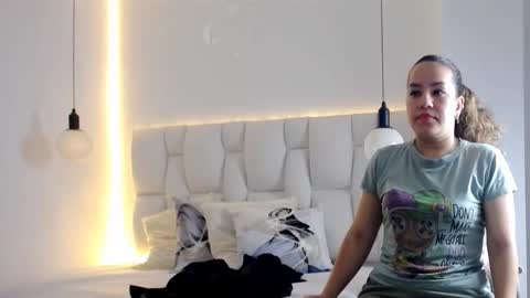 dulce__lovee online show from 27, 9, 2025