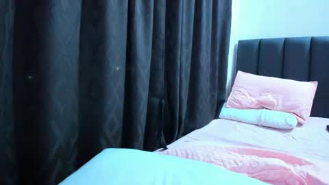 Dulce  online show from 12, 2, 2025