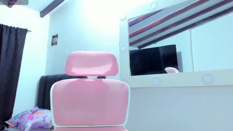 Dulce  online show from 23, 2, 2025