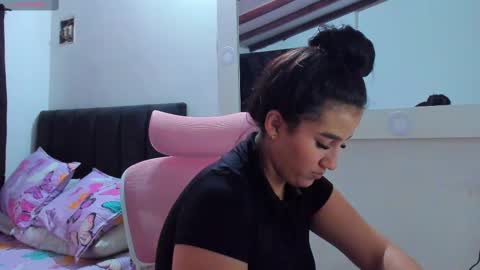 Dulce  online show from 24, 2, 2025