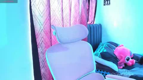 Dulce  online show from 23, 10, 2025