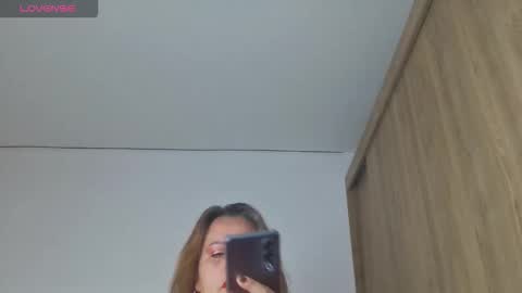 Snapshot of dulce_anahi_ chatting on 19, 3, 2026 Im Dulce online show from 19, 3, 2026