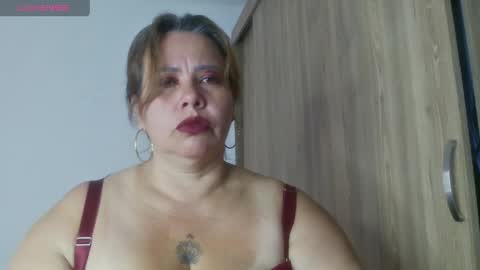 Snapshot of dulce_anahi_ chatting on 6, 5, 2026 Im Dulce online show from 6, 5, 2026