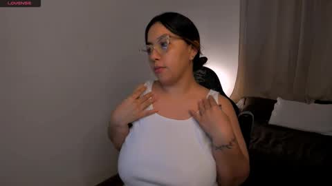 dulce brithany online show from 17, 10, 2025