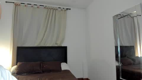 Snapshot of dulce_brithany chatting on 18, 4, 2026 dulce brithany online show from 18, 4, 2026
