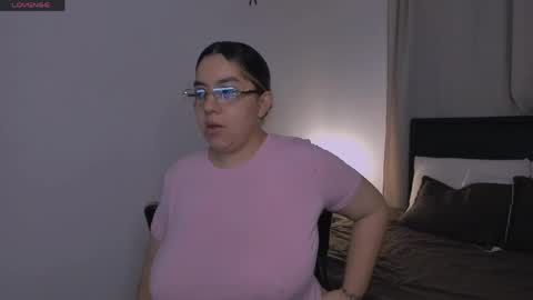 Snapshot of dulce_brithany chatting on 20, 5, 2026 dulce brithany online show from 20, 5, 2026
