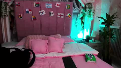 Snapshot of dulce_girls chatting on 29, 6, 2026 Dulce online show from 29, 6, 2026