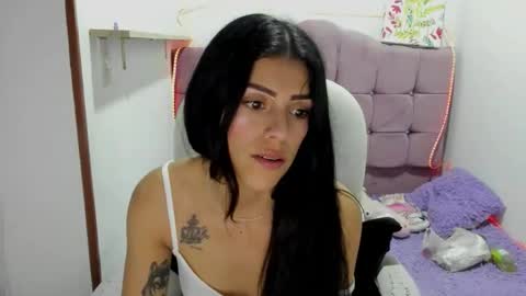 dulce_guzman69 online show from 19, 12, 2025