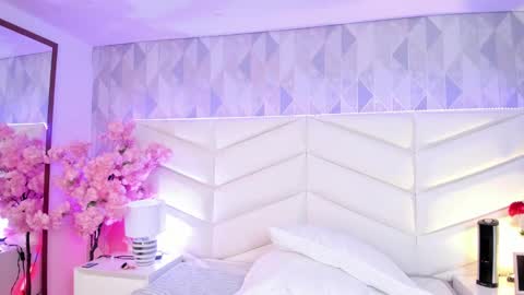    Monday 5-2 am From Tuesday to Friday5-1 am Colombia time online show from 10, 1, 2025