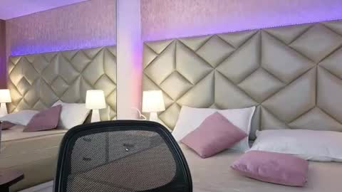    Monday 5-2 am From Tuesday to Friday5-1 am Colombia time online show from 13, 9, 2025