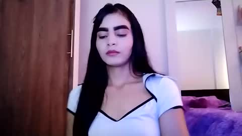 Snapshot of dulce_lucero chatting on 3, 12, 2024 dulce_lucero online show from 3, 12, 2024
