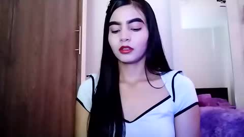 Snapshot of dulce_lucero chatting on 16, 2, 2025 dulce_lucero online show from 16, 2, 2025