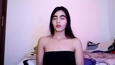 Snapshot of dulce_lucero chatting on 25, 2, 2025 dulce_lucero online show from 25, 2, 2025