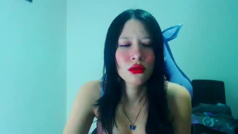 Snapshot of dulce_mauren chatting on 30, 11, 2025 dulce_mauren online show from 30, 11, 2025