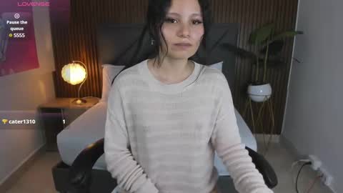 Snapshot of dulce_natyy chatting on 1, 2, 2025 N A T Y online show from 1, 2, 2025