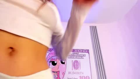 dulce_quintana online show from 5, 10, 2025