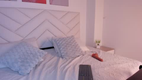 dulce_swe3t online show from 21, 11, 2025