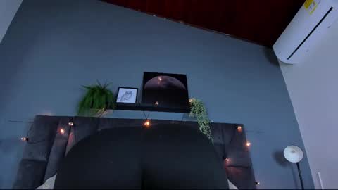 DULCE AURORA online show from 16, 2, 2026