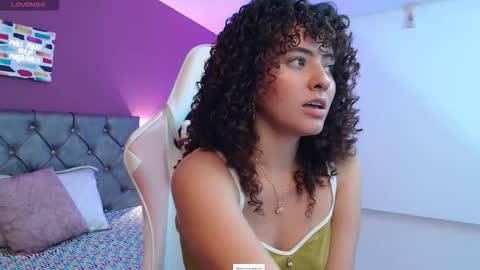 Snapshot of dulcee_gaby chatting on 13, 10, 2025 dulcee_gaby online show from 13, 10, 2025