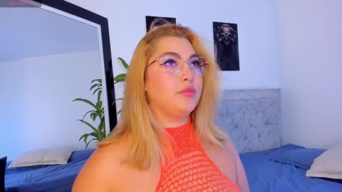 Snapshot of dulceedens_1 chatting on 3, 1, 2025 dulceedens_1 online show from 3, 1, 2025
