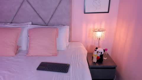 Dulcee Garcia online show from 26, 2, 2026