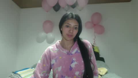 Snapshot of dulceisabellax chatting on 20, 2, 2025 dulceisabellax online show from 20, 2, 2025
