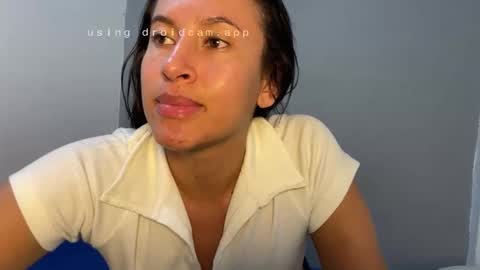 dulceizzy online show from 18, 3, 2026