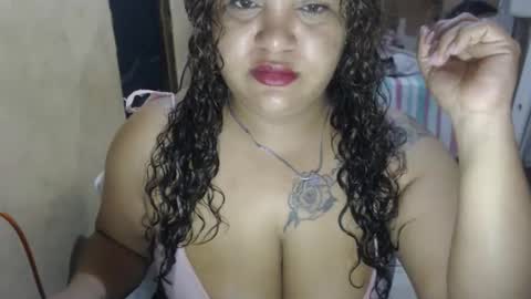 Snapshot of dulcetiffanii chatting on 8, 5, 2026 Sofia online show from 8, 5, 2026