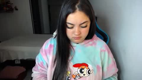 Snapshot of dumont_model chatting on 5, 10, 2025 Nicole online show from 5, 10, 2025