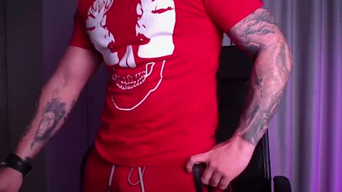 Snapshot of duncanstones chatting on 16, 4, 2026 DuncanStone online show from 16, 4, 2026