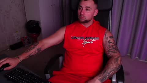 Snapshot of duncanstones chatting on 25, 6, 2026 DuncanStone online show from 25, 6, 2026