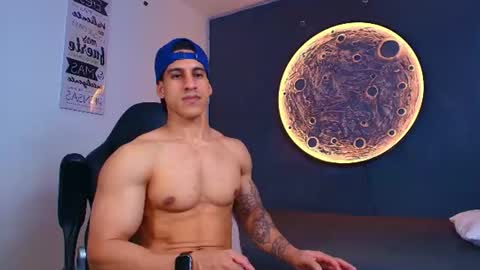 duran_dhikol1 online show from 14, 6, 2026