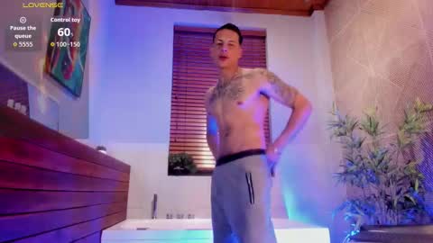 Snapshot of dustin_sonne chatting on 1, 10, 2025 Dustin Sonne online show from 1, 10, 2025