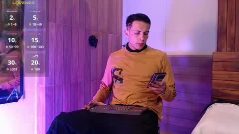 Snapshot of dustin_sonne chatting on 6, 10, 2025 Dustin Sonne online show from 6, 10, 2025