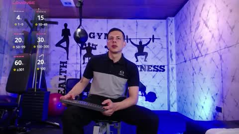 Snapshot of dustin_sonne chatting on 8, 10, 2025 Dustin Sonne online show from 8, 10, 2025