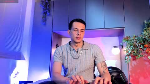 Dustin Sonne online show from 5, 2, 2026