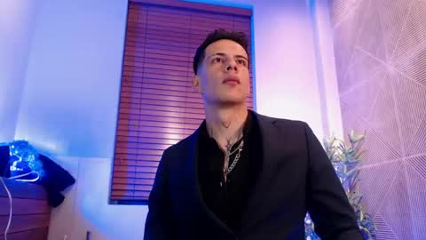 Dustin Sonne online show from 8, 5, 2026