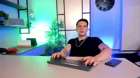 Dustin Sonne online show from 19, 5, 2026