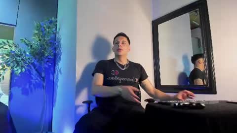 Dustin Sonne online show from 2, 7, 2026